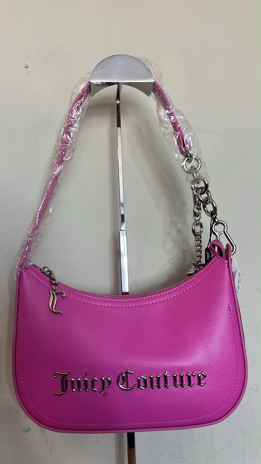 Cartera Juicy Couture Baguette Fucsia